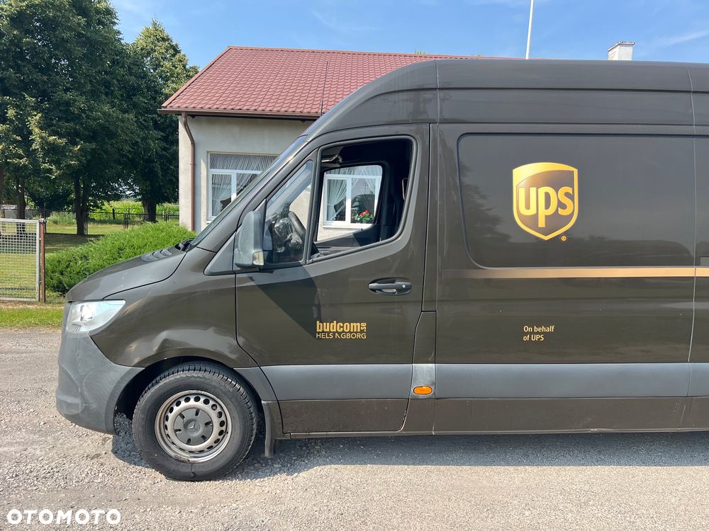 Mercedes-Benz SPRINTER 907 Maxi - 26