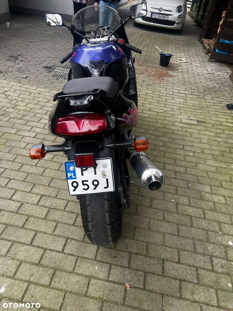 Kawasaki ZXR - 10