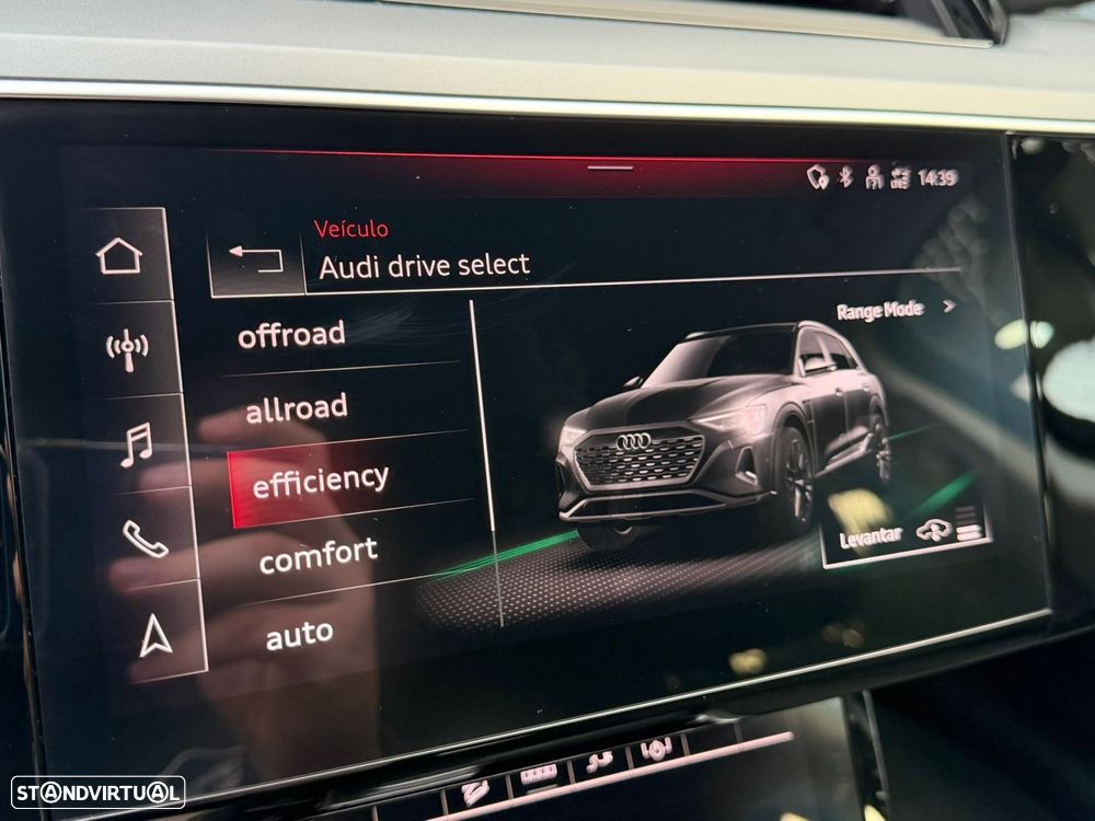 Audi Q8 e-Tron 55 quattro Advanced - 46