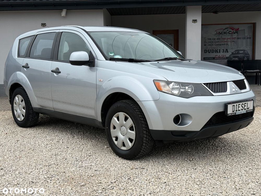 Mitsubishi Outlander 2.0 DID Intense + - 5