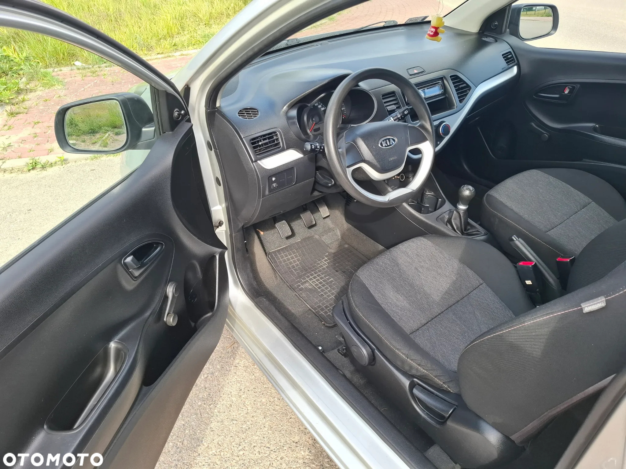 Kia Picanto 1.0 M - 12