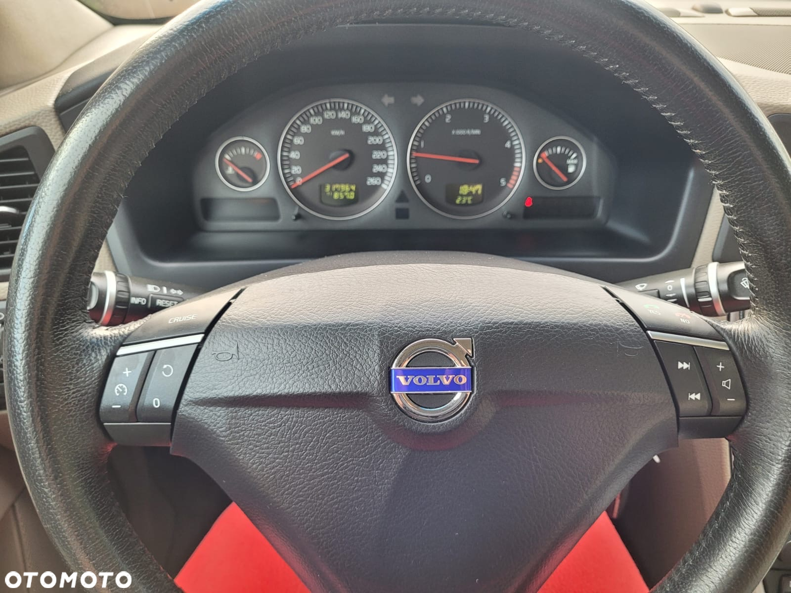 Volvo S60 2.4D Momentum - 23