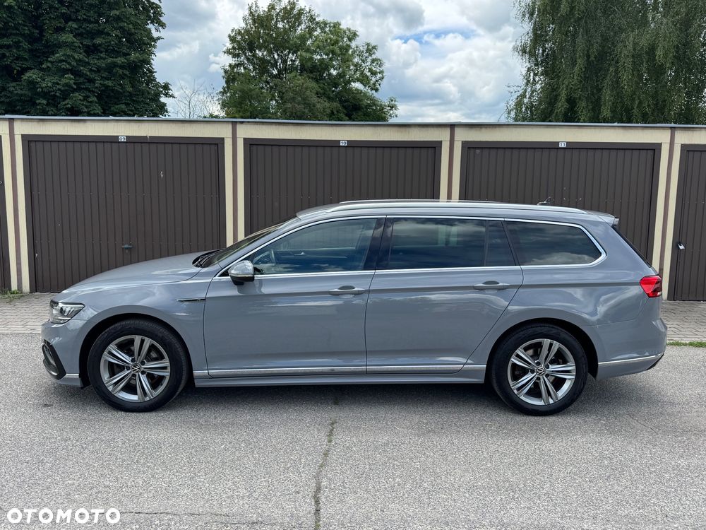 Volkswagen Passat Variant 2.0 TDI SCR Business - 19