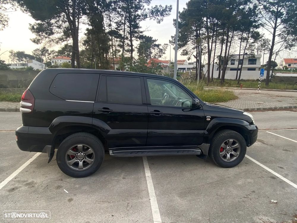 Toyota Land Cruiser 3.0 D-4D Pack A. - 2
