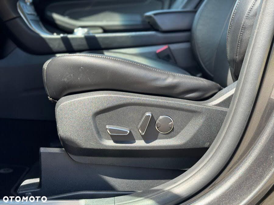 Ford Edge - 11