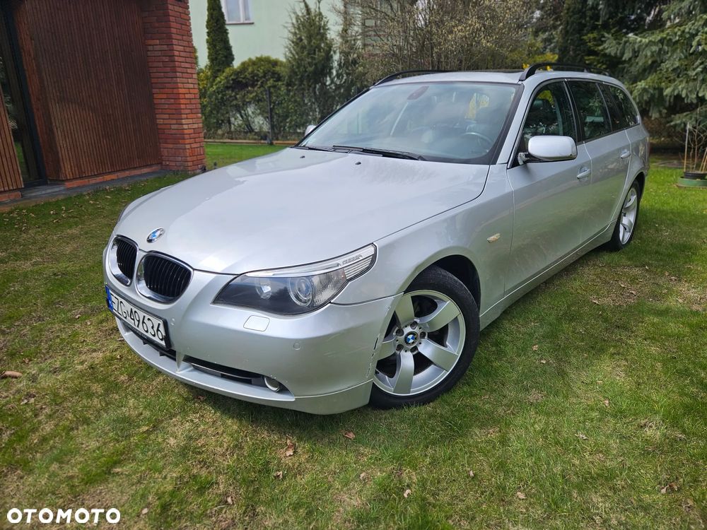 BMW Seria 5 525i Touring - 1