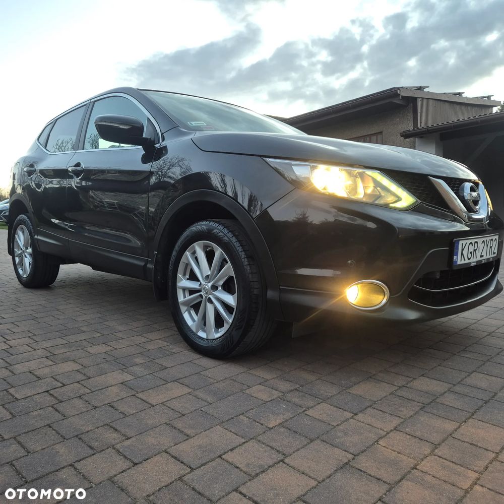 Nissan Qashqai 1.6 dCi 4 x 4 DPF Start/Stop tekna - 24