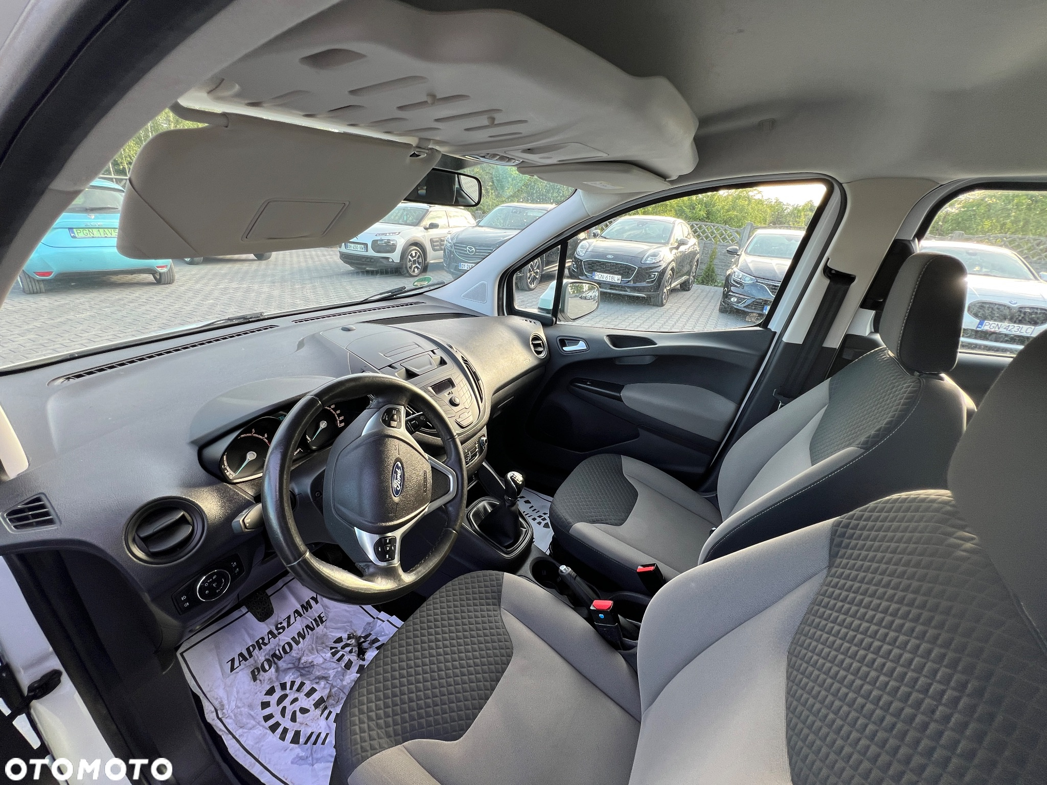 Ford Tourneo Courier 1.0 EcoBoost Trend - 14