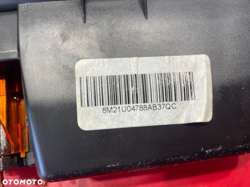 POPIELNICZKA FORD MONDEO MK4  8M21U04788A - 3