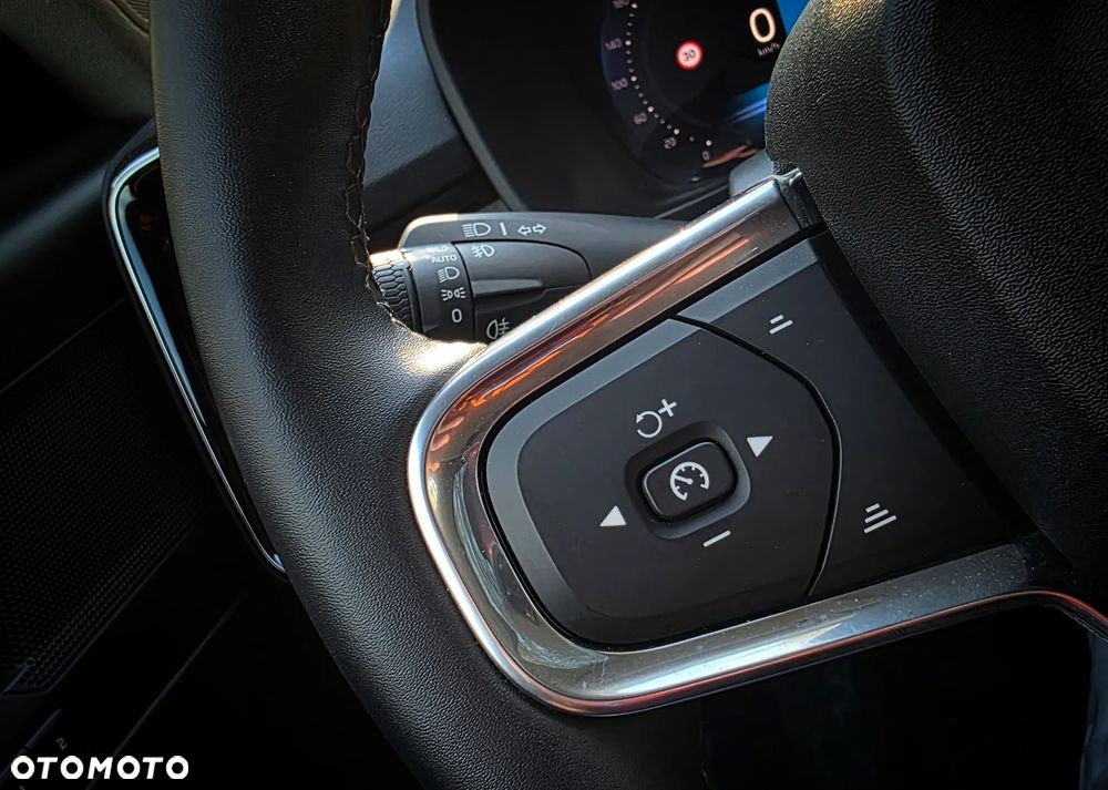 Volvo XC 40 - 26