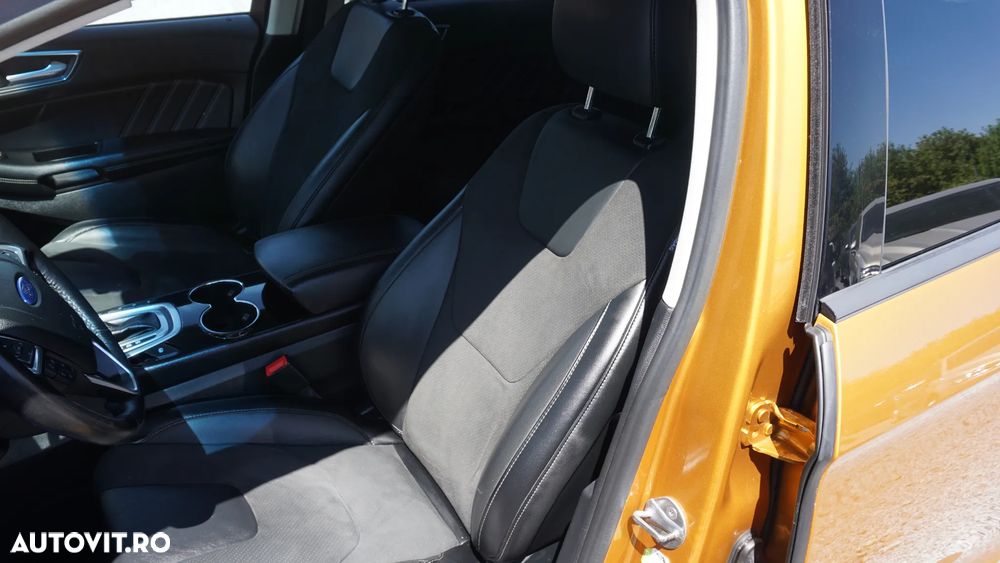 Ford Edge 2.0 TDCi Powershift Sport - 36