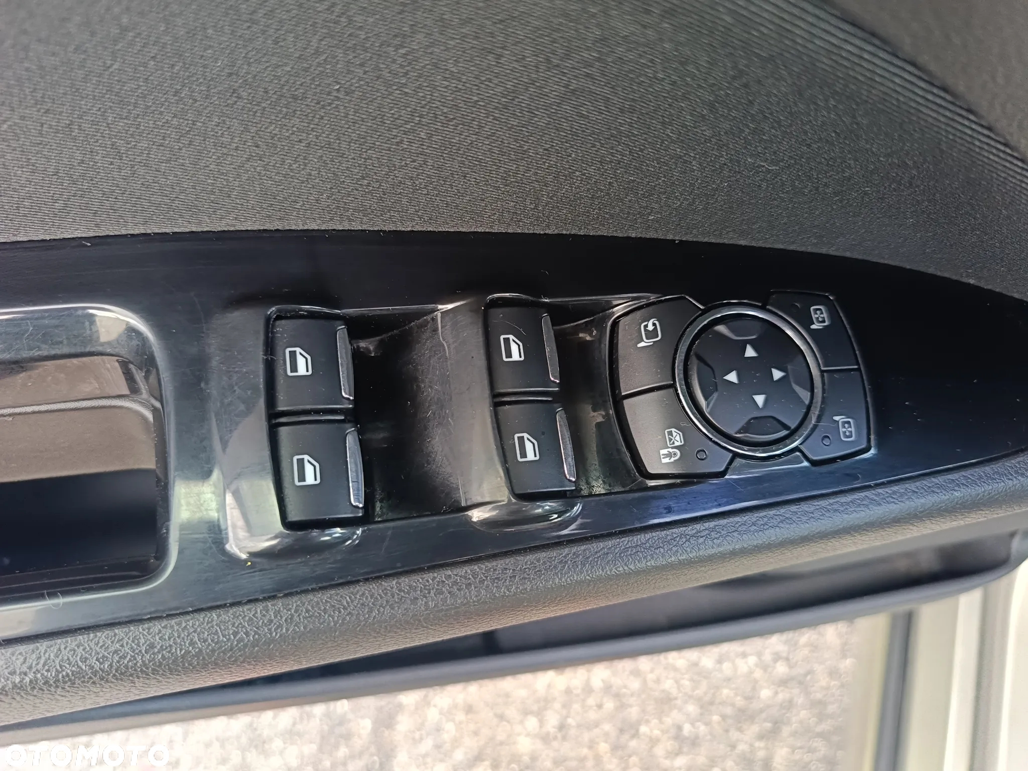 Ford Mondeo 1.5 EcoBoost Gold Edition - 31