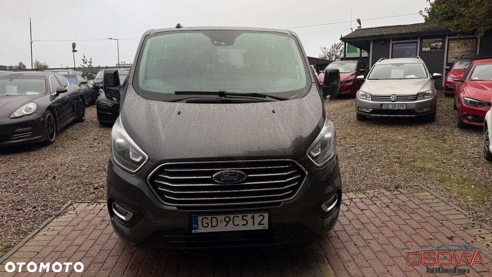 Ford Tourneo Custom - 5