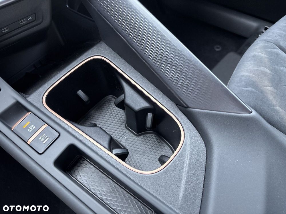 Cupra Terramar 1.5 eTSI mHEV DSG - 28