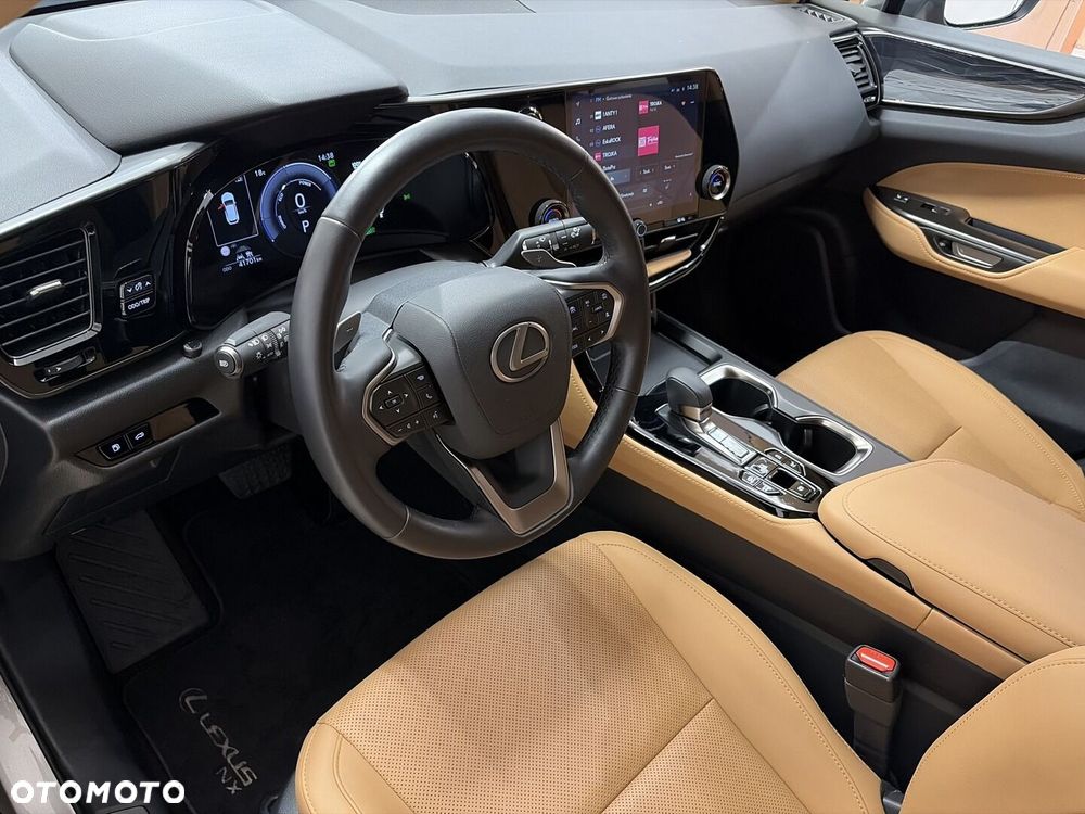 Lexus NX - 11