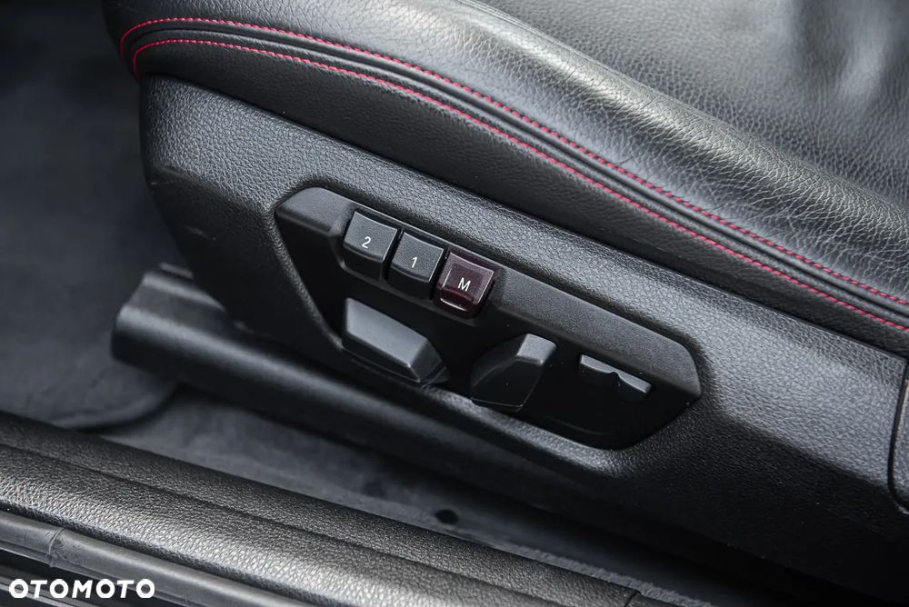 BMW 3GT 328i Sport-Aut Sport Line - 19