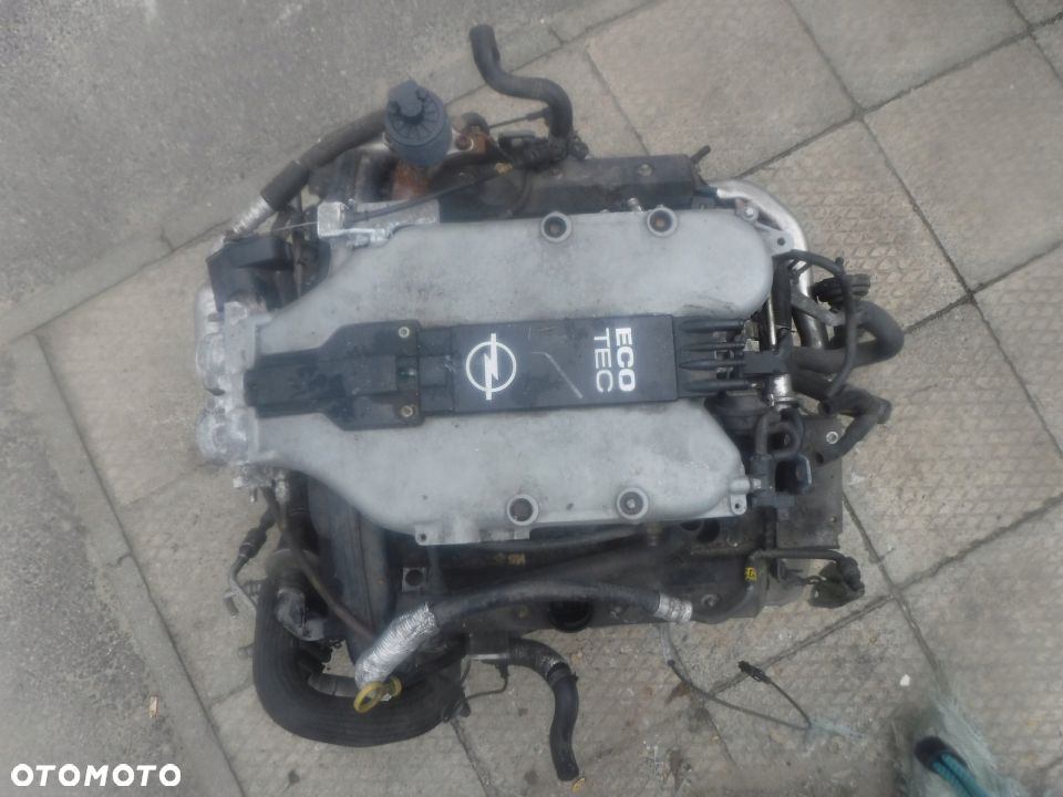 OPEL OMEGA 3.0 V6 X30XE SILNIK CZĘŚCI GŁOWICA WAŁ tłoki - 2