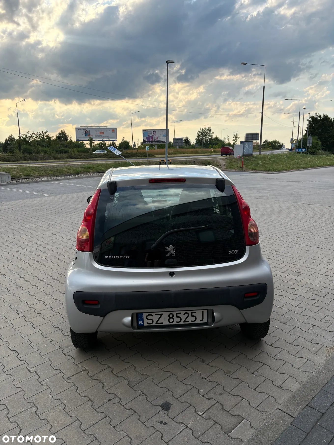 Peugeot 107 1.0 Trendy - 6