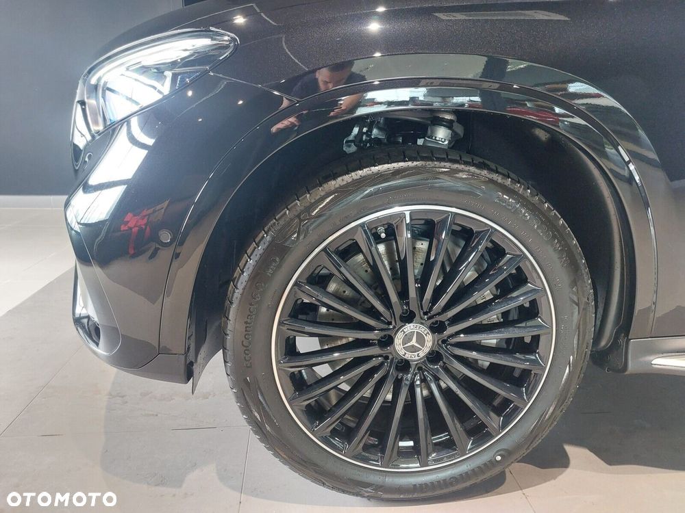 Mercedes-Benz GLC - 4
