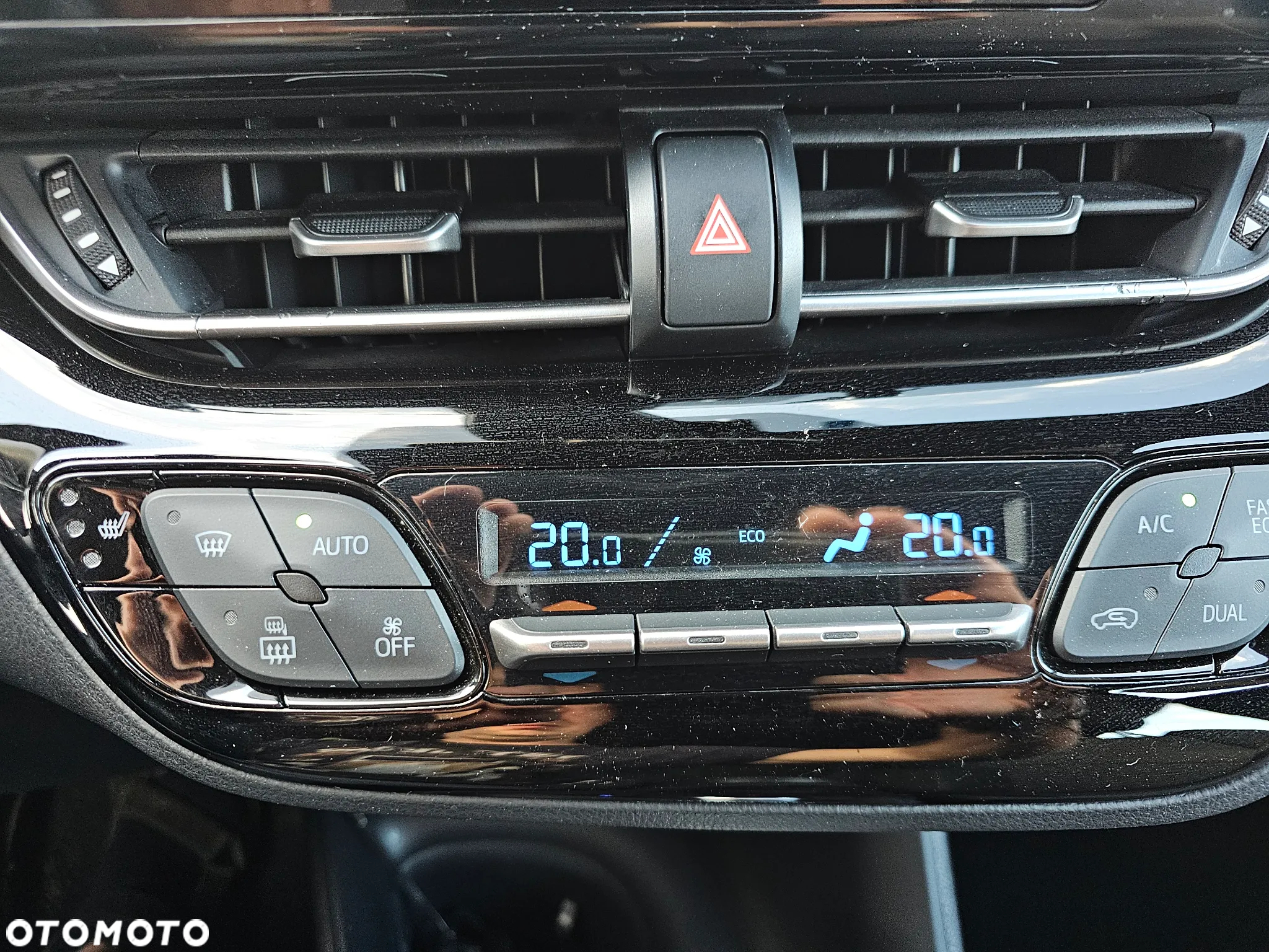 Toyota C-HR 1.8 Hybrid GPF Comfort - 13