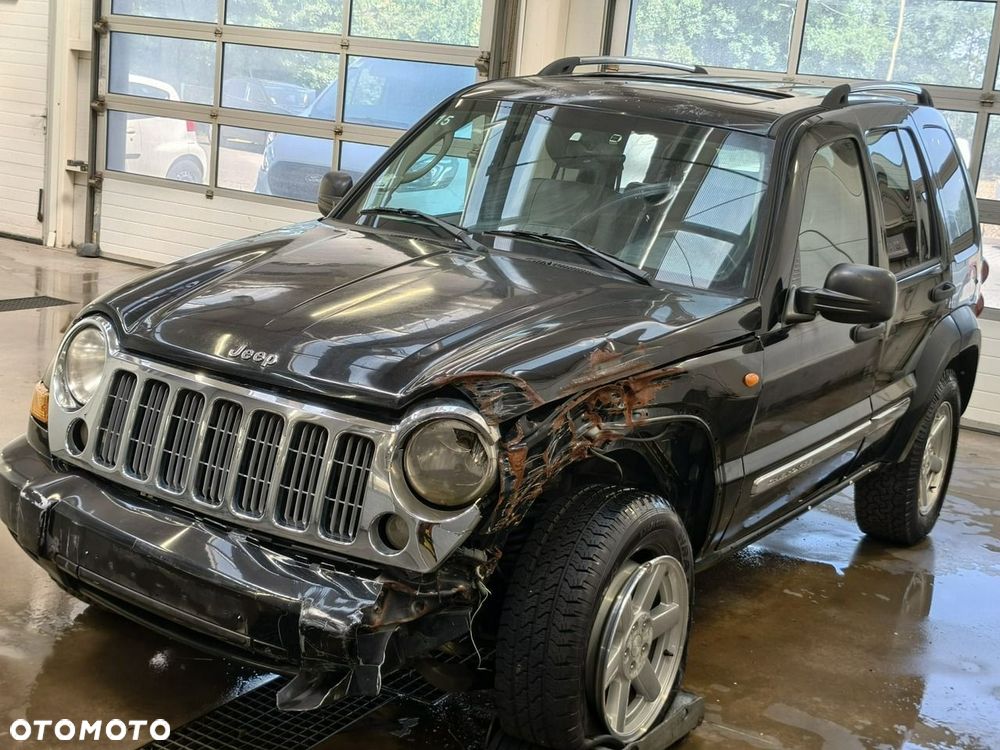 Jeep Cherokee - 3