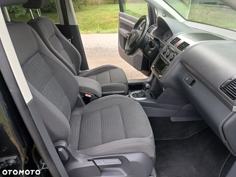 Volkswagen Touran 1.4 TSI DSG Highline - 17