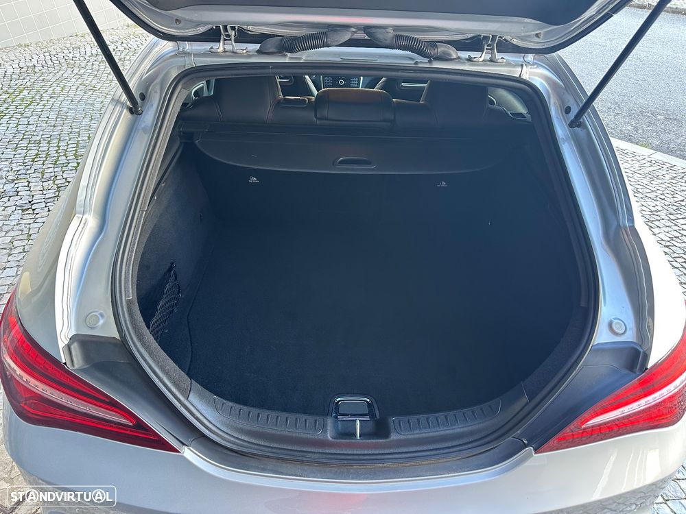 Mercedes-Benz CLA 180 d Shooting Brake AMG Line Aut. - 13
