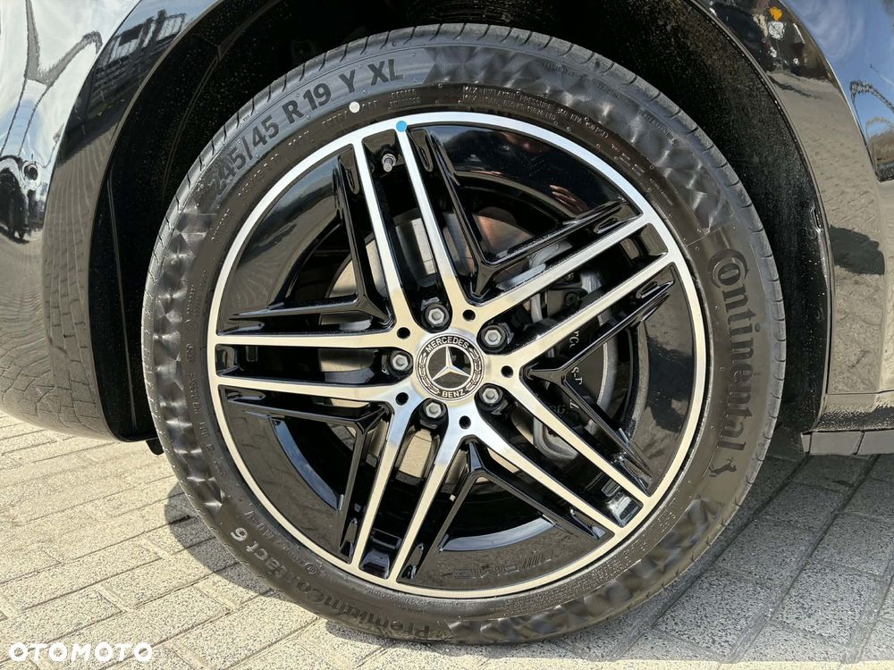 Mercedes-Benz Klasa V 300 d 4-Matic 9G-Tronic Exclusive (d³ugi) - 21