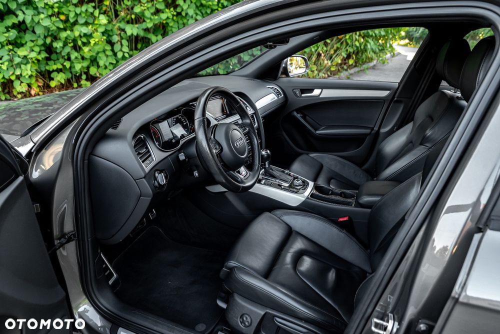 Audi A4 Avant 3.0 TDI DPF quattro S tronic S line Sportpaket - 16