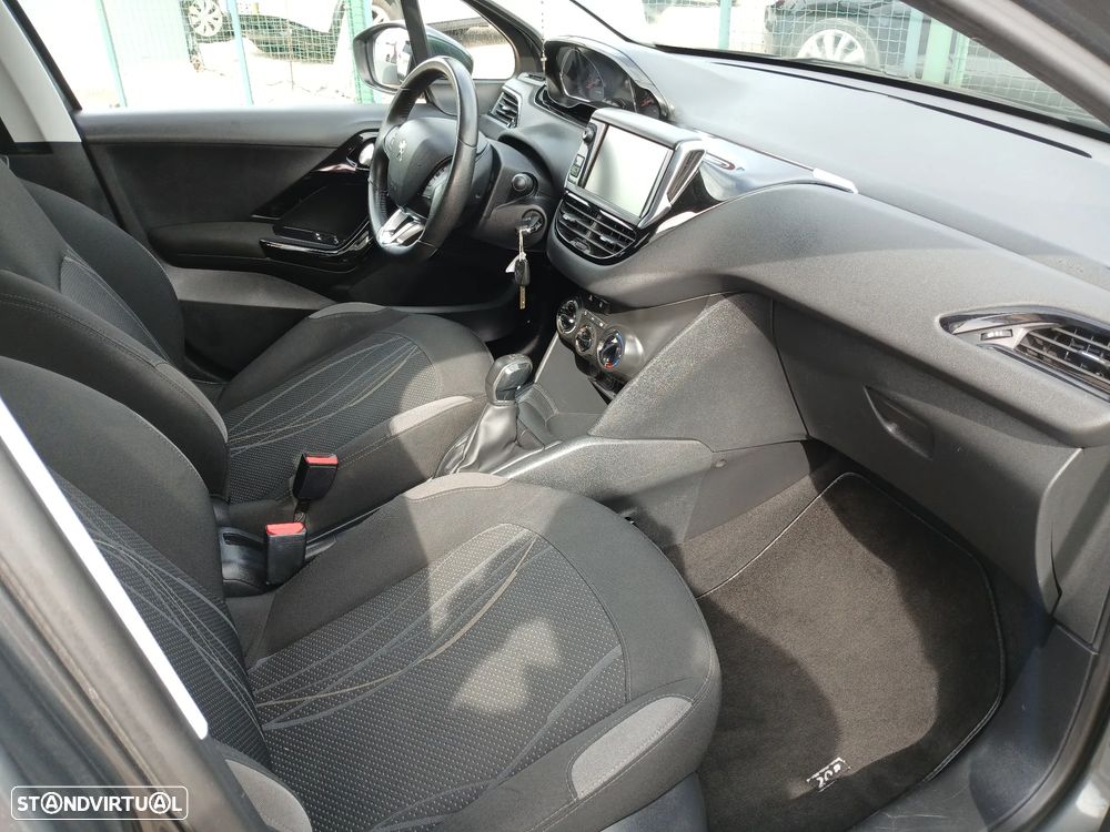 Peugeot 208 1.2 VTi Active - 21
