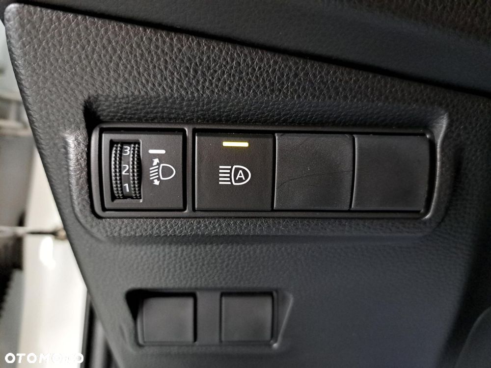 Toyota Corolla Cross - 24