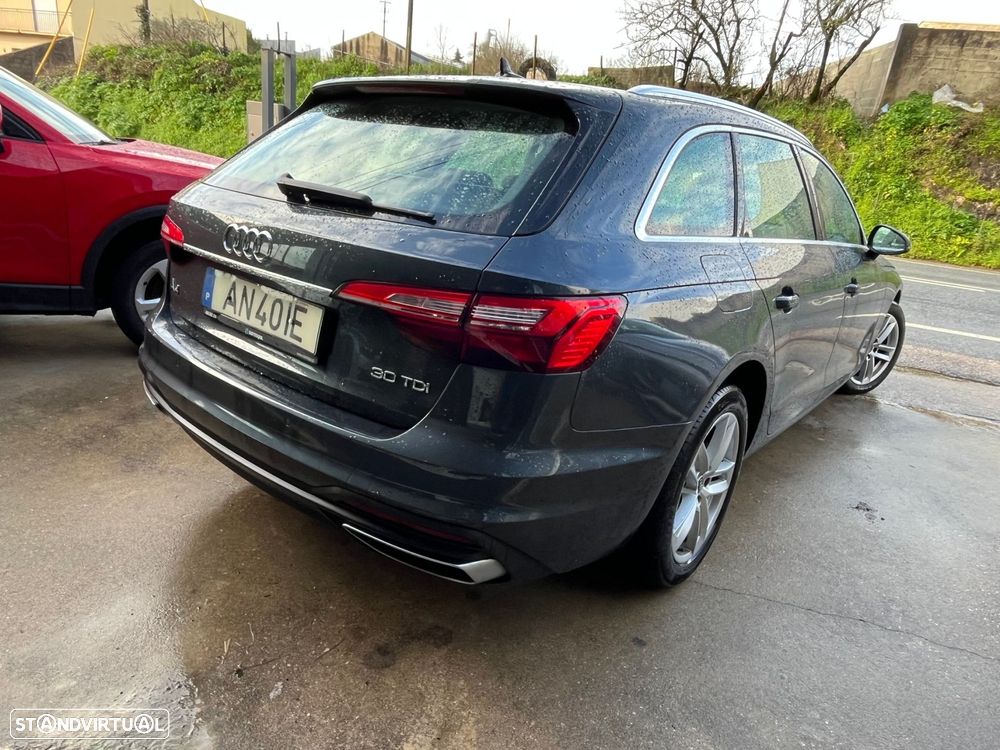 Audi A4 Avant 30 TDI S line S tronic - 5