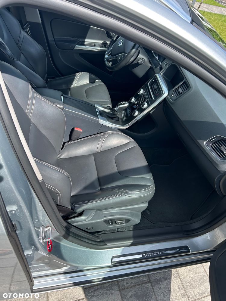Volvo V60 - 13
