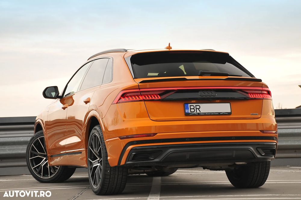 Audi Q8 50 TDI quattro Tiptronic - 12