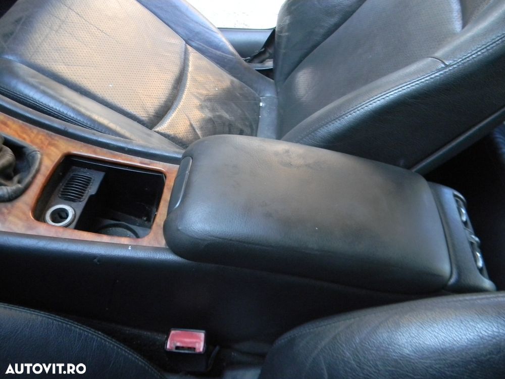 Dezmembrari  Mercedes-Benz C-CLASS (W203)  2000  > 2007 C 200 CDI (20 - 15