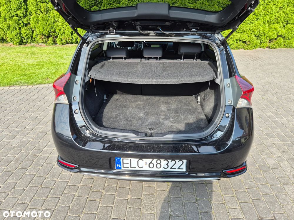 Toyota Auris - 10