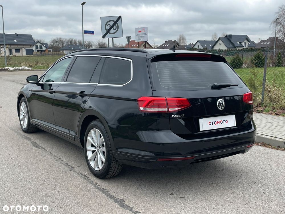 Volkswagen Passat 2.0 TDI DSG (BlueMotion Technology) Comfortline - 39
