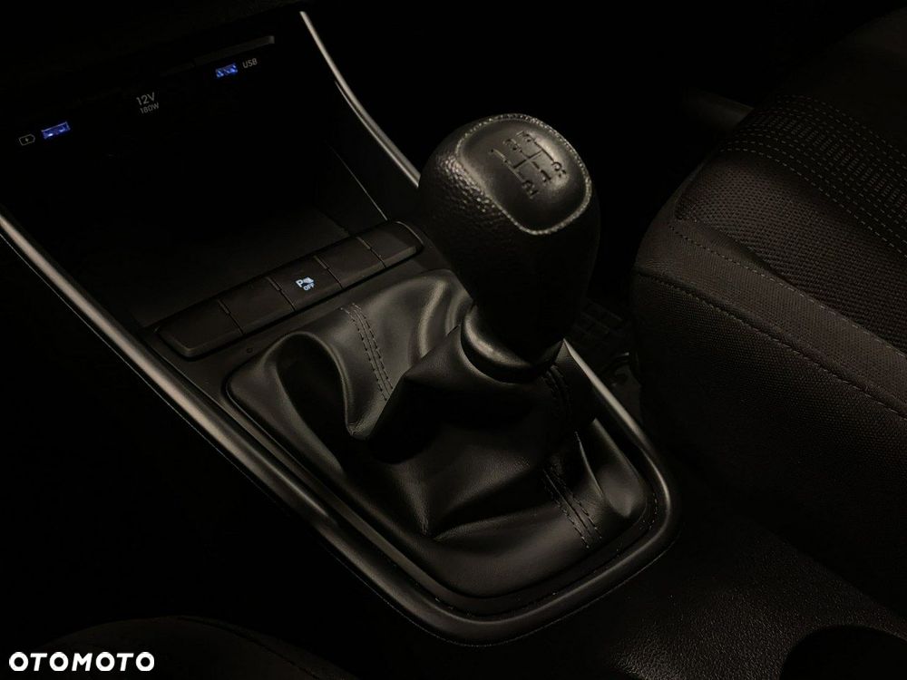 Hyundai i20 - 34