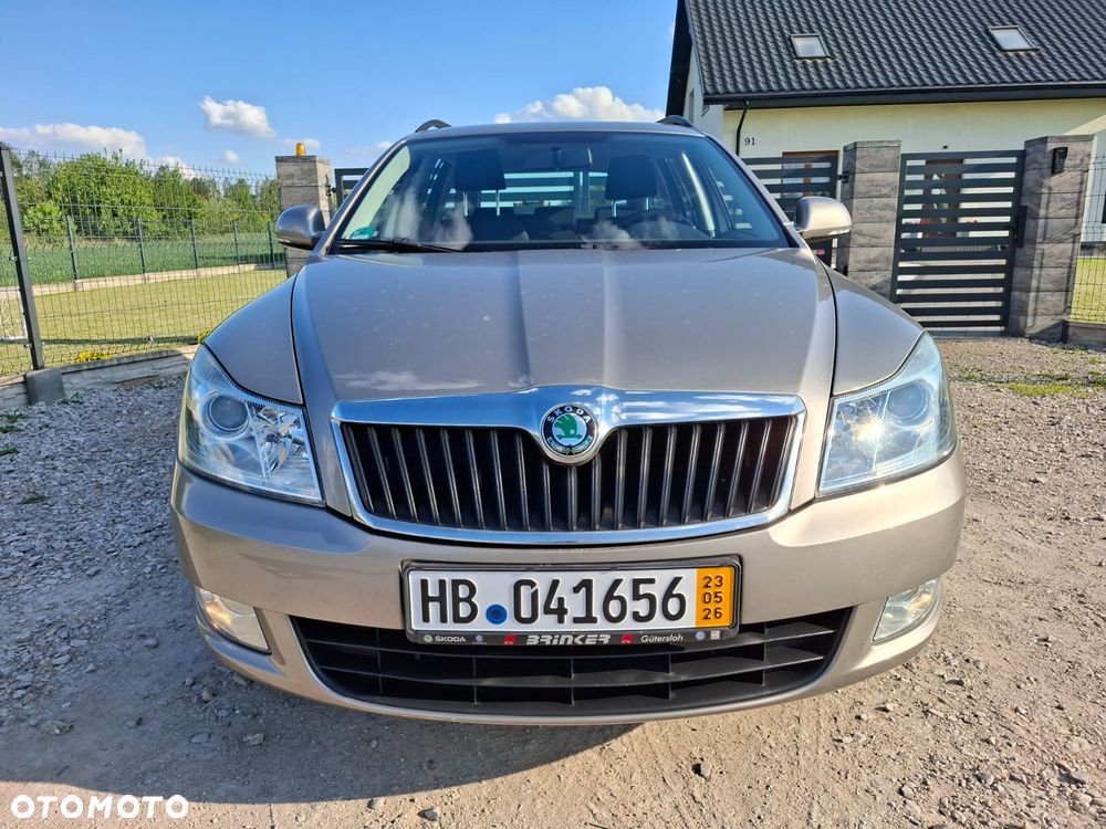 Skoda Octavia 1.6 Combi Style - 2