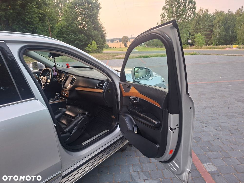 Volvo XC 90 - 14