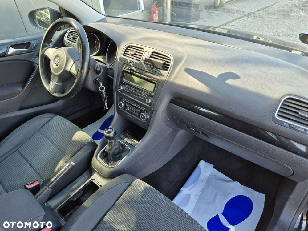 Volkswagen Golf - 13