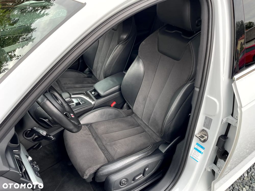 Audi A4 Avant 40 TDI quattro S tronic S line - 16