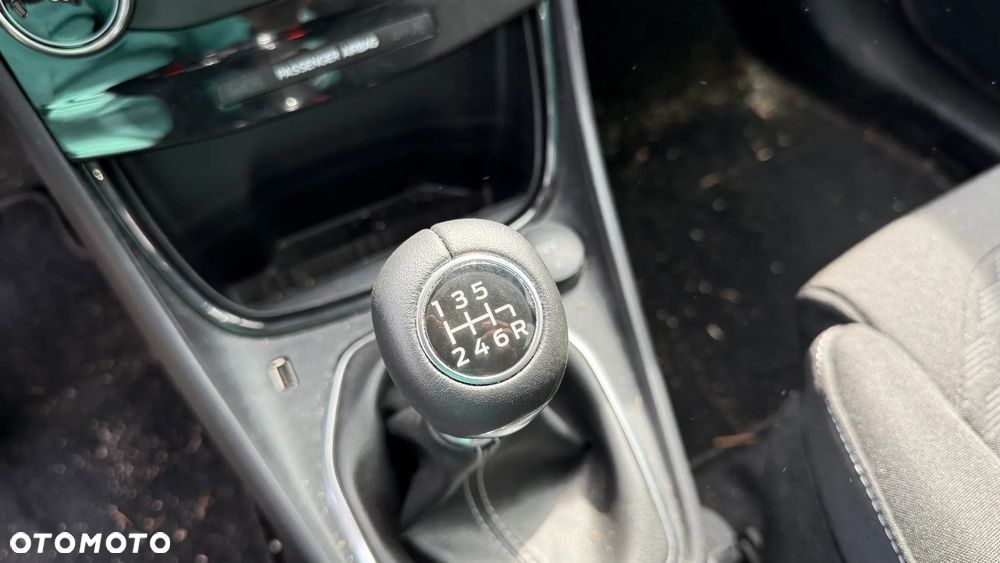 Ford Puma 1.0 EcoBoost Hybrid TITANIUM - 21