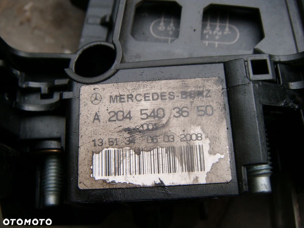 mercedes w204 2.2 cdi 08r klema pirotechniczna akumulatora a2045403650 - 2