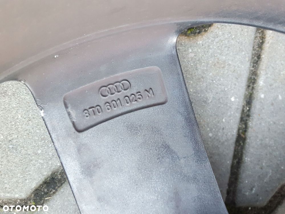 AUDI A4 B8 A5 8T FELGA ALUMINIOWA 18 5X112 - 8