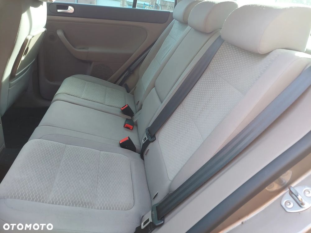 Volkswagen Golf Plus - 3