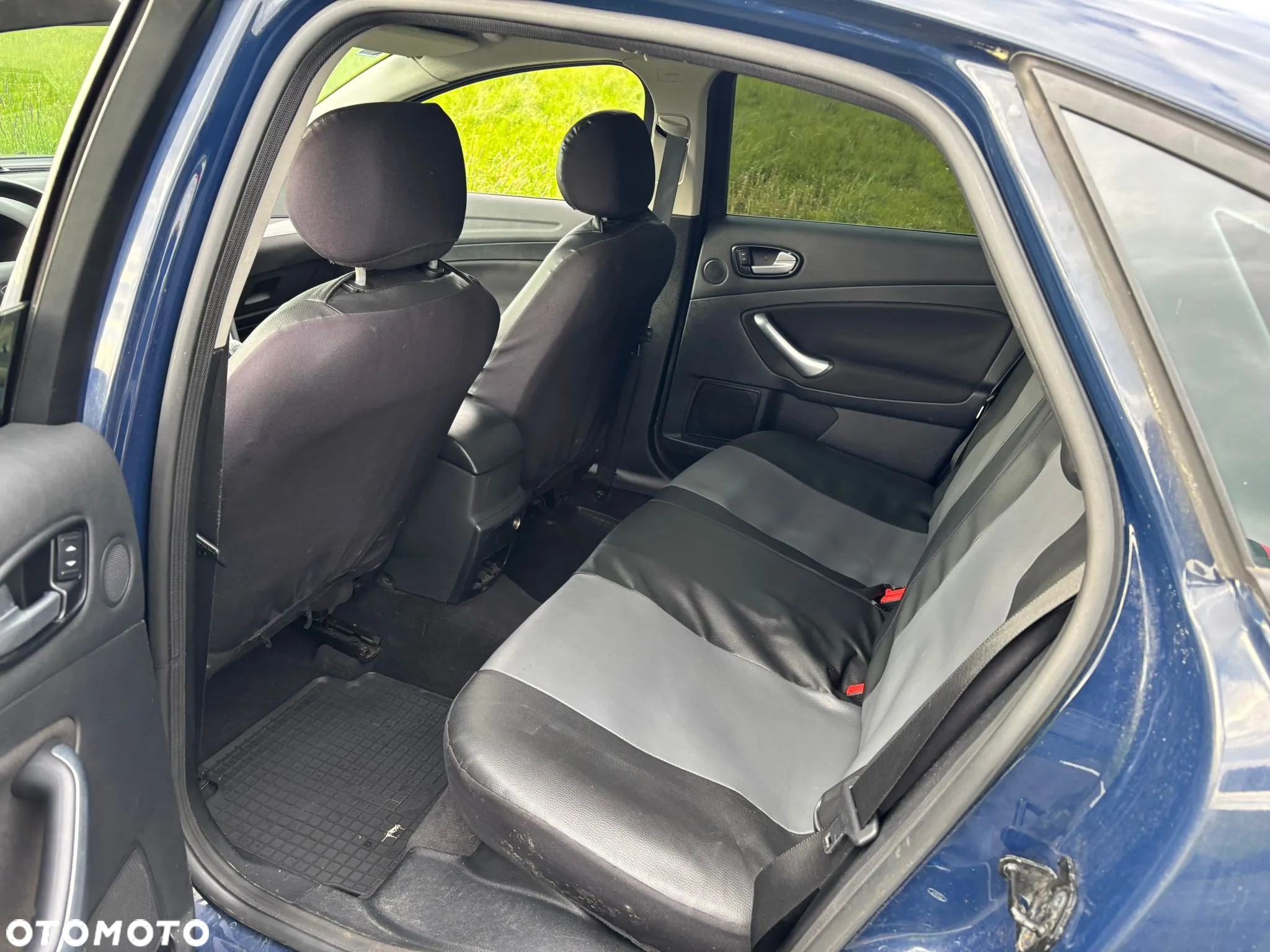 Ford Mondeo 1.6 Gold X - 19