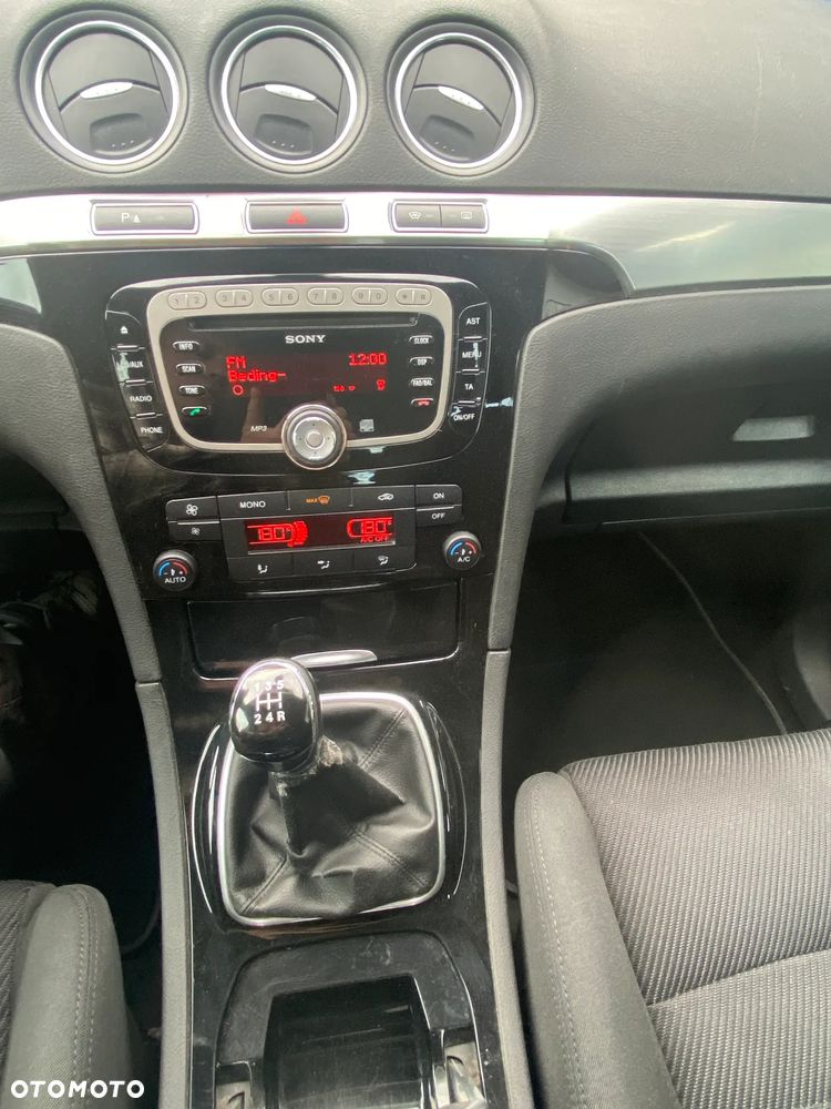 Ford S-Max 2.0 Titanium - 18