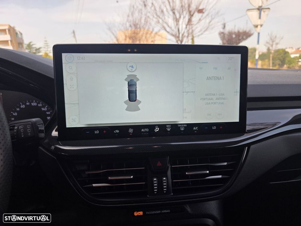 Ford Focus SW 1.0 EcoBoost MHEV ST-Line - 13