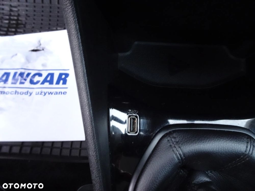 Ford Fiesta 1.1 Trend - 34